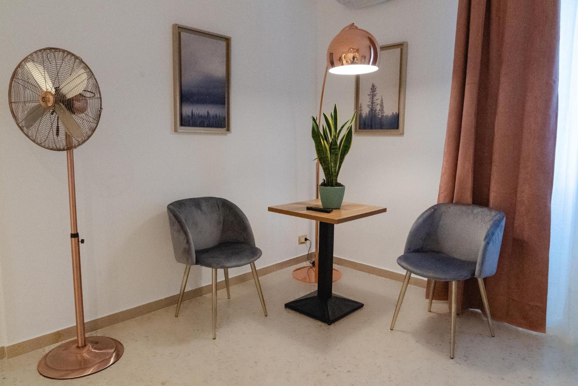 Shl _ Grandi Stazioni _ Bari Centrale 외부 사진